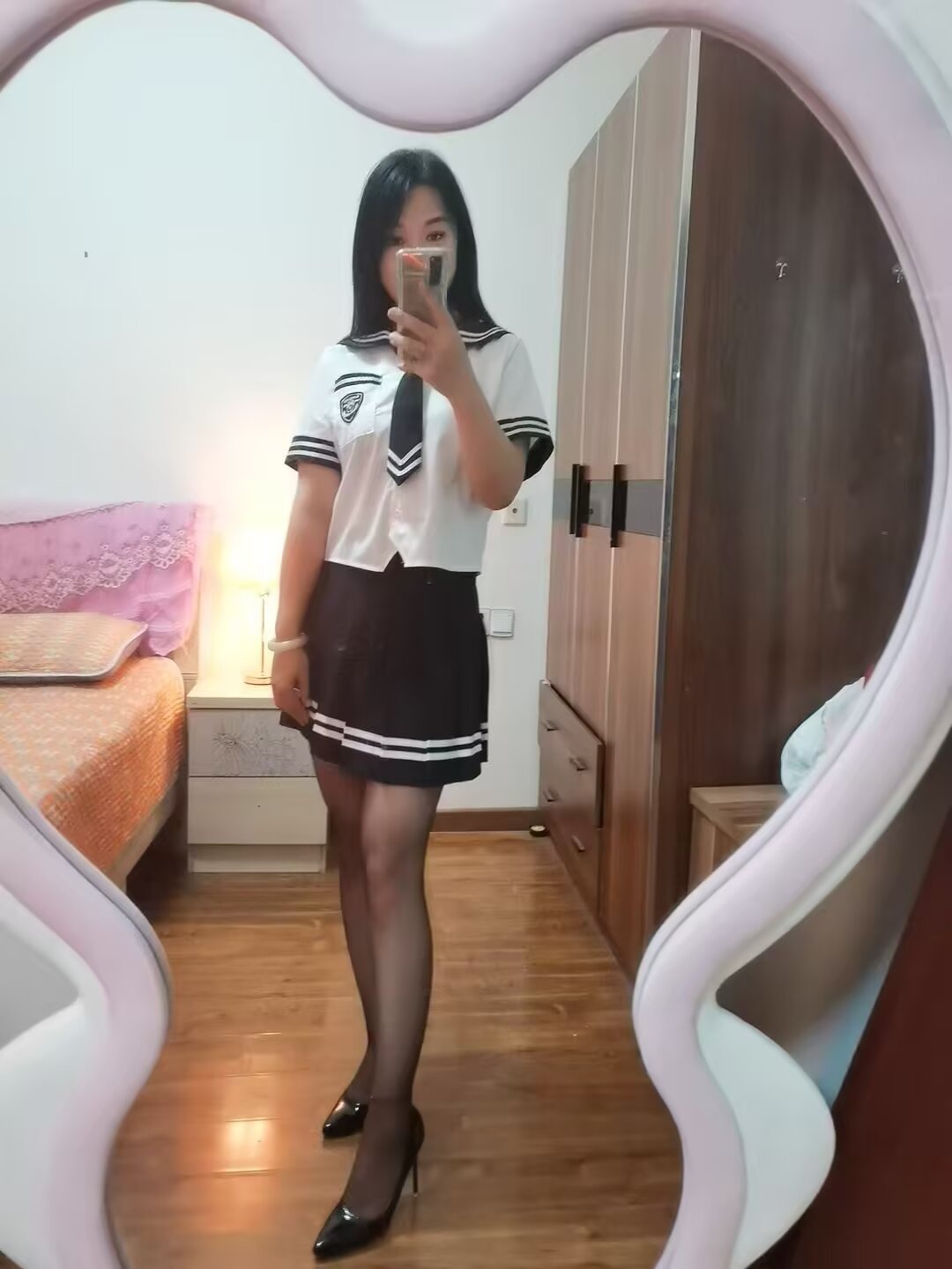 青岛QM楼凤，青岛会所网